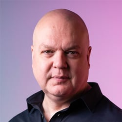 ali headshot
